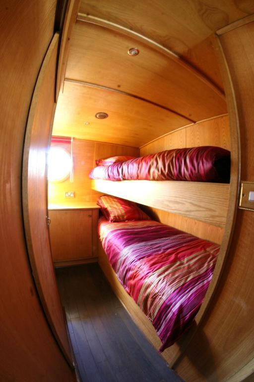 Hotel Peniche Poompui Aigues-Mortes Pokoj fotografie